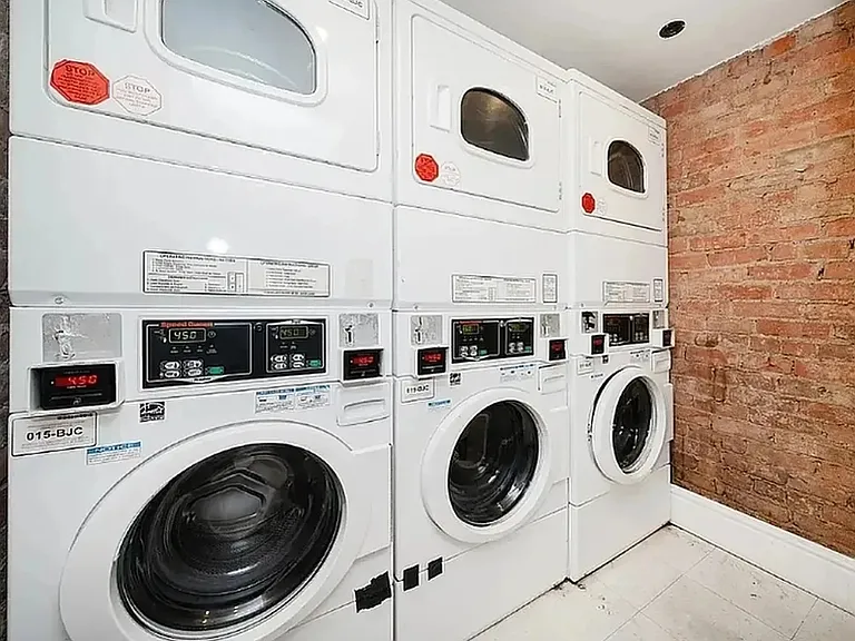 116 E 19th St #2B — Photo 7
