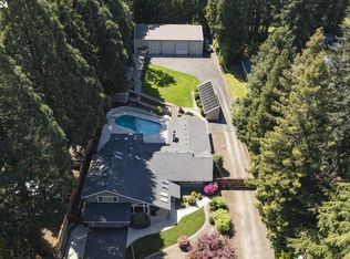 8857 SW Edgewood St, Tigard, OR