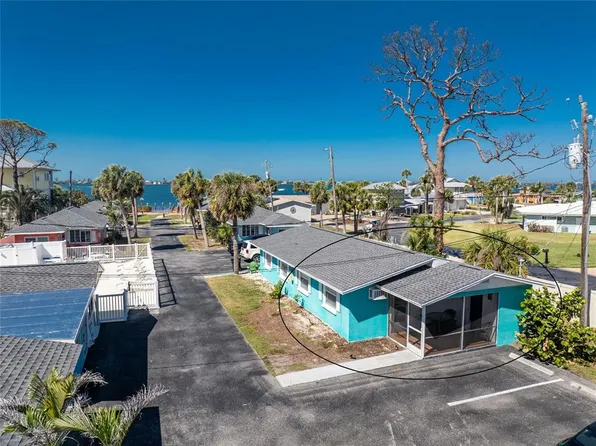 470 S McCall Rd #10, Englewood, FL 34223