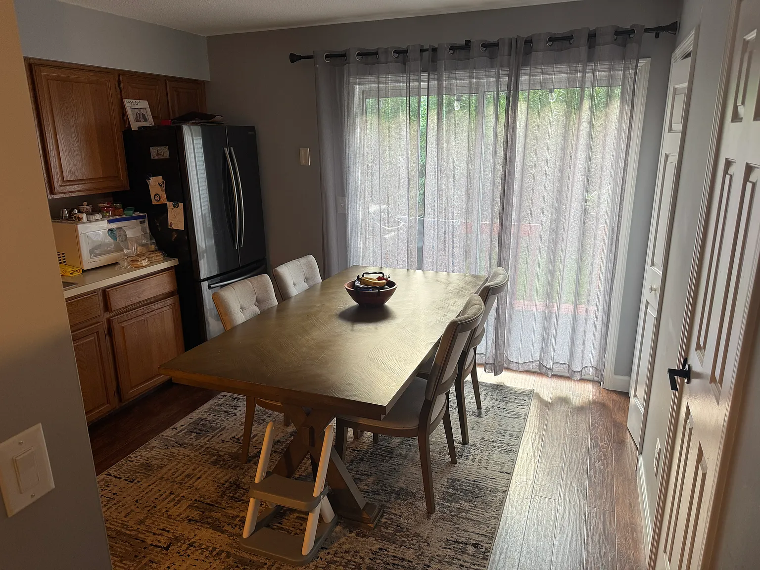 2 bed, 1010 sqft, $2,450 — Photo 4