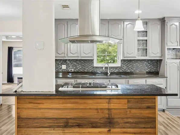 3411 Gibsondell Ave, Dallas, TX 75211