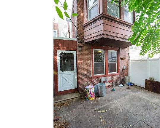 2nd image of 2346 E Norris St