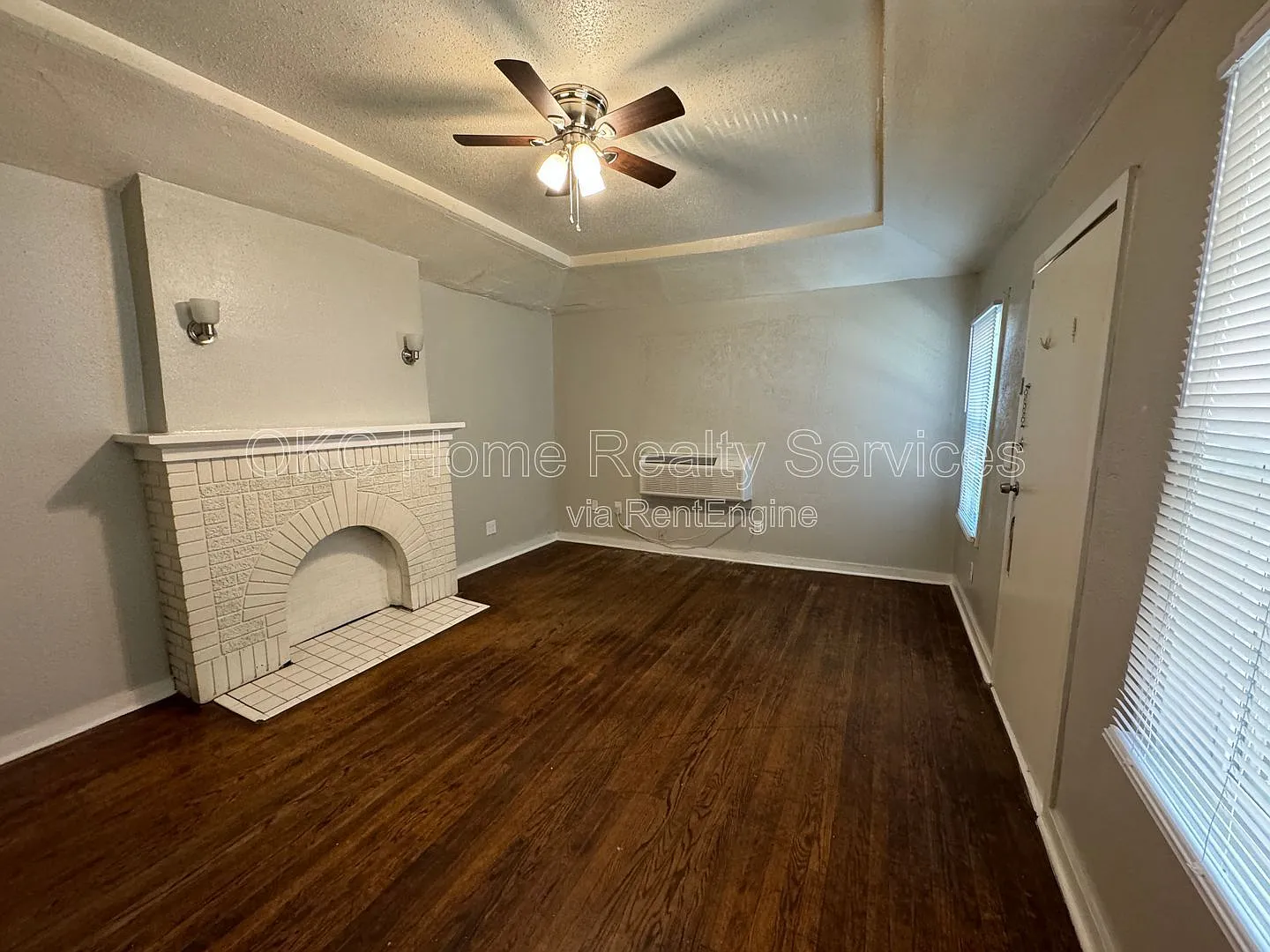 2 bed, 1.0 bath, 750 sqft, $895 — Photo 2