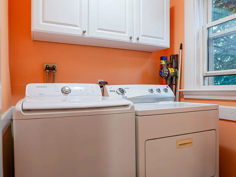 197 Mount Vernon St #1 — Photo 17