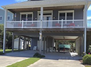 110 Pelican Dr, Atlantic Beach, NC 28512