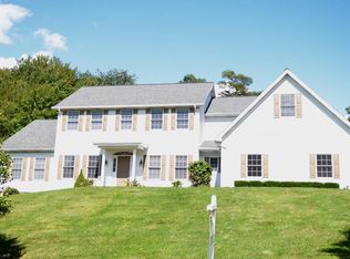 1044 Tierra Vista Dr, Gibsonia, PA 15044