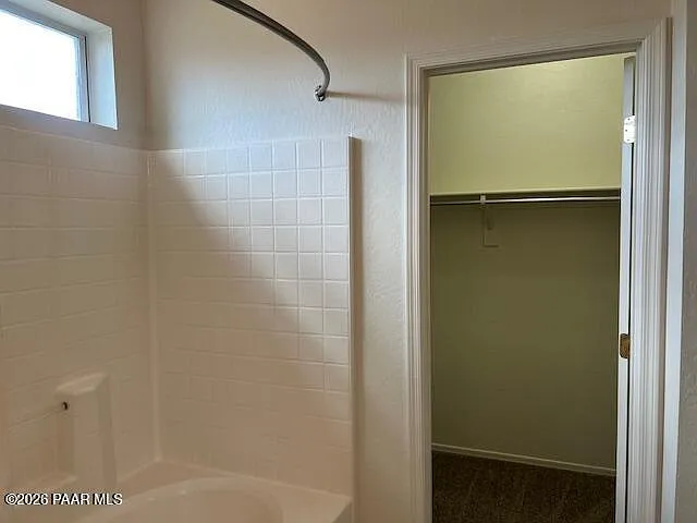 541 N Mercado St — Photo 14