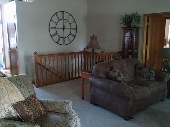 4th image of 3745 Savannah Cir