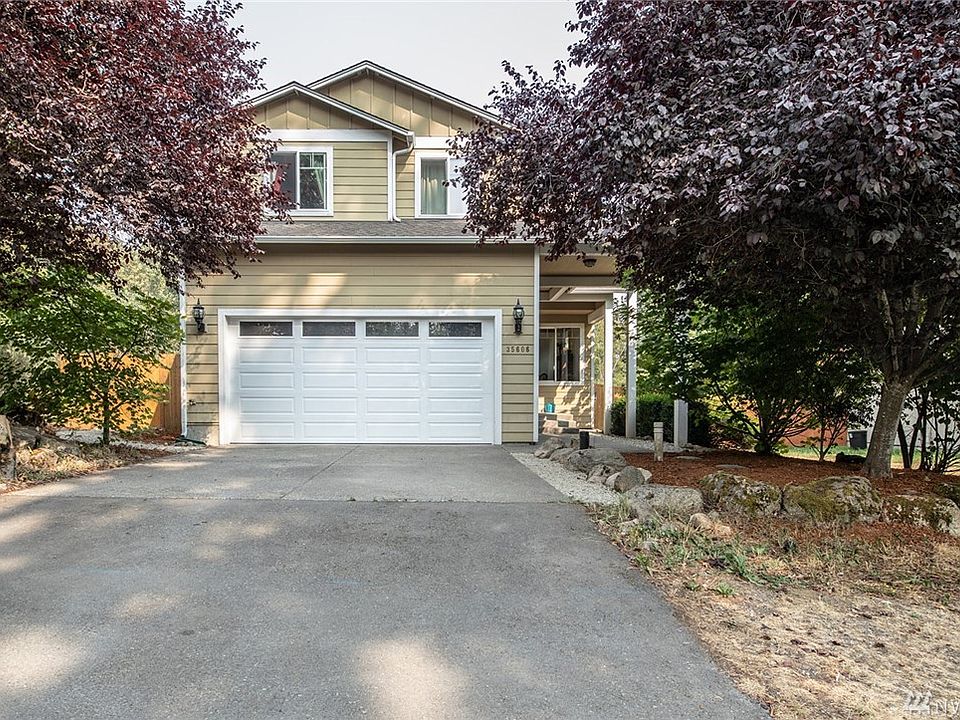 1st image of 35606 52nd Ave S