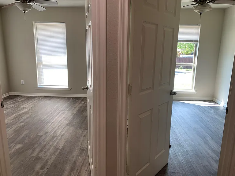 723 Bailey St — Photo 5