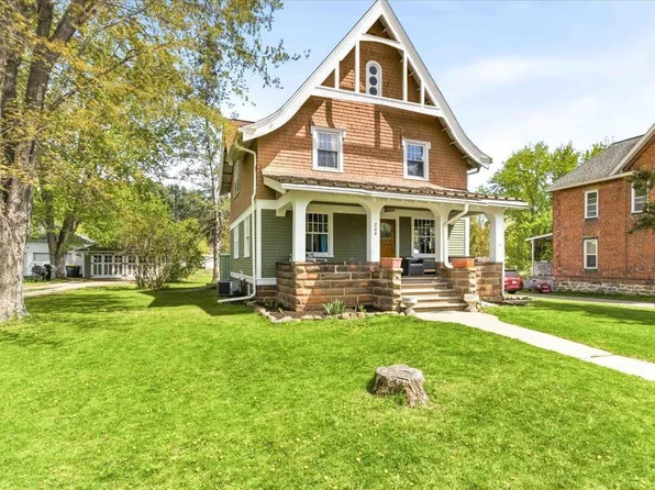209 S East Street, Wonewoc, WI 53968