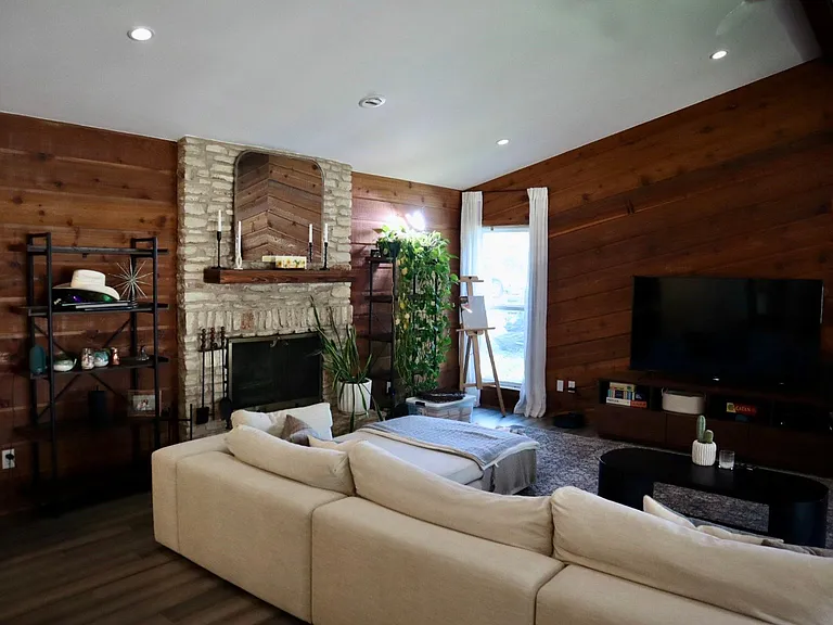 2710 Deeringhill Dr — Photo 27