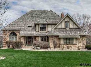 16548 L St, Omaha, NE 68135