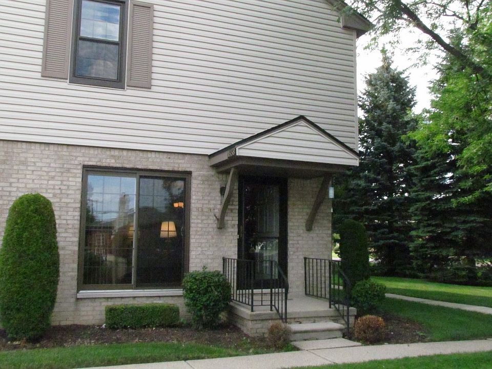 1st image of 35158 N Bay Cir
