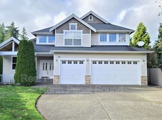 19630 9th Pl W, Lynnwood, WA 98036