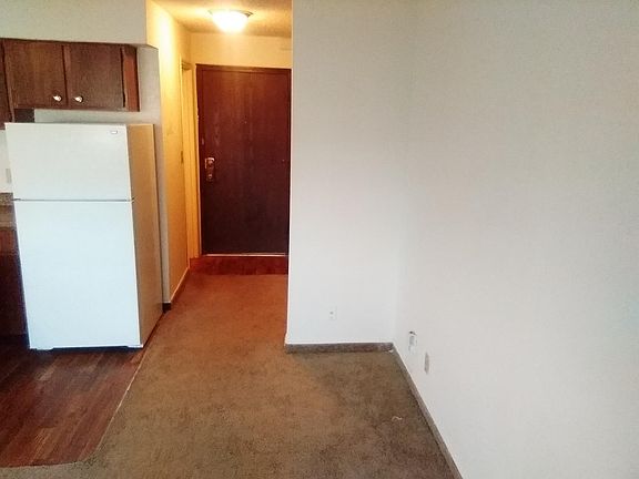 2nd image of 2424 W 40th Ave #14