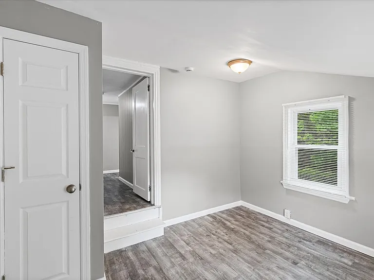 675 Main St #2 — Photo 20