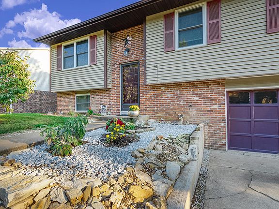3rd image of 5417 Bagnall Dr