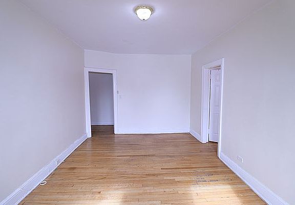 2nd image of 37-33 College Point Blvd APT A3e