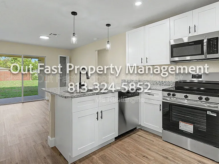 1803 Venus St — Photo 24