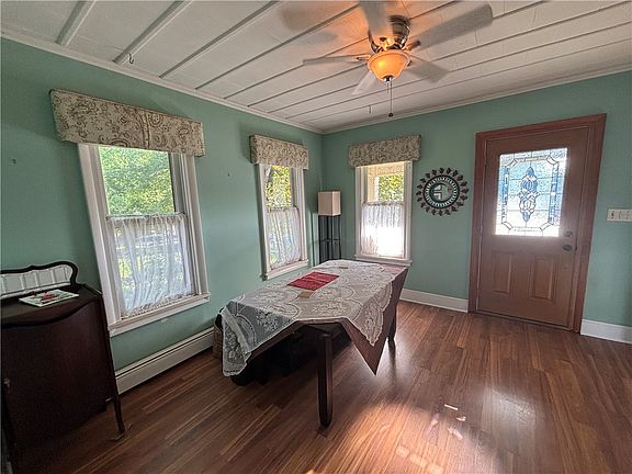 3rd image of 103 Cuyler St