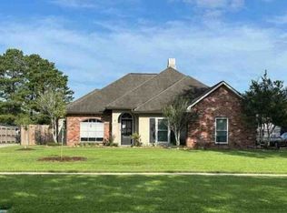 30711 Summer Run Ct, Denham Springs, LA 70726