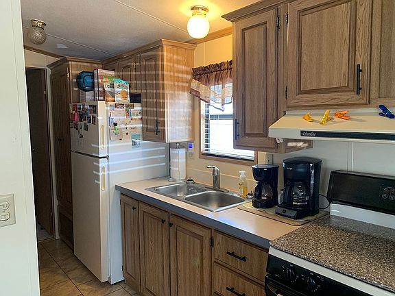 4th image of 1200 Us Highway 27 N Unit 110