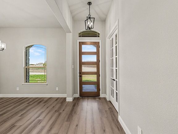 5th image of 7020 Southrock Rd