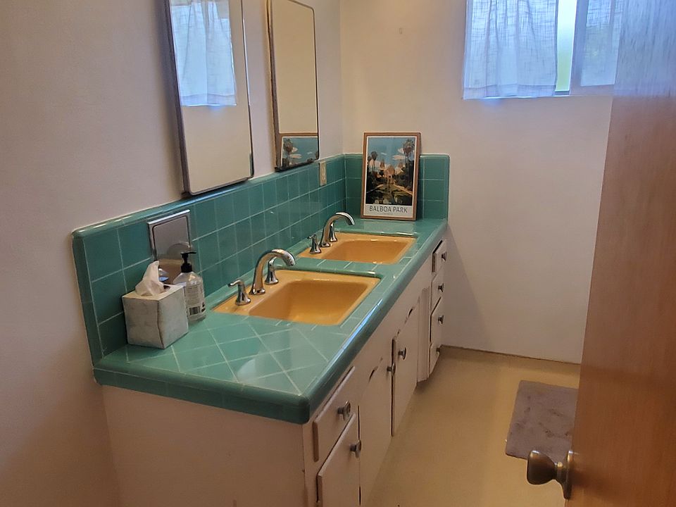 2nd image of 3051 Crela St