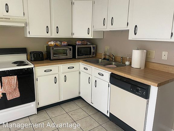 5th image of 1190 Windsor Dr #11753107