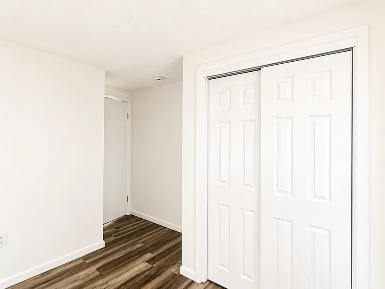 304 Lake Crystalbrook Dr — Photo 27