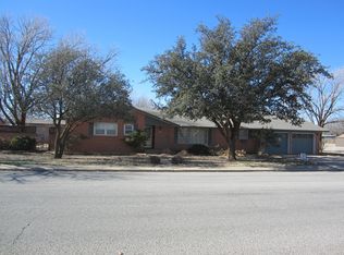 1604 N Avenue G, Lamesa, TX 79331