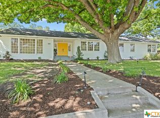 1411 E 15th St, Georgetown, TX 78626