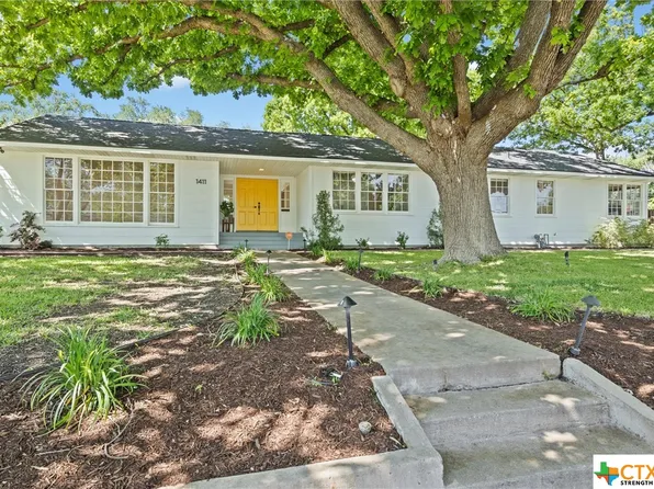1411 E 15th St, Georgetown, TX 78626