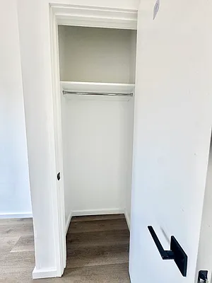 Rented by EastMount Realty LLC | media 7