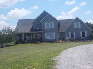 8108 Wright Rd, Hillsboro, OH 45133