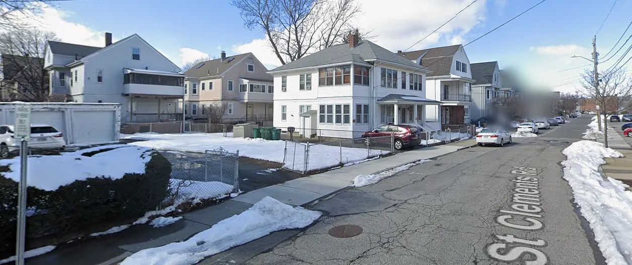6 bed, 9999 sqft, $9,150 — Photo 2