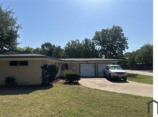 2913 W Fuller Ave, Fort Worth, TX 76133