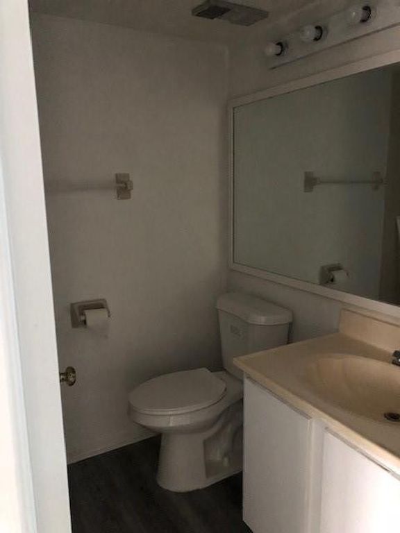 151 SE 6th Ave APT 12, photo 8