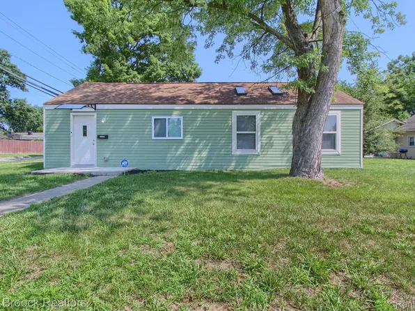 34590 Stellwagen St, Wayne, MI 48184