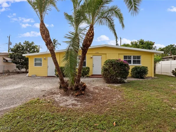 2200 Coronet St, Fort Myers, FL 33907
