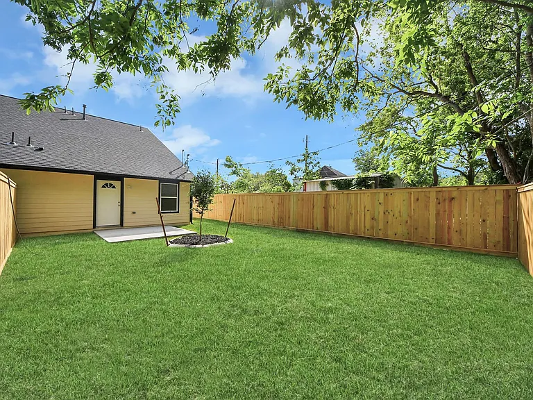 7066 Villa Dr #A — Photo 39