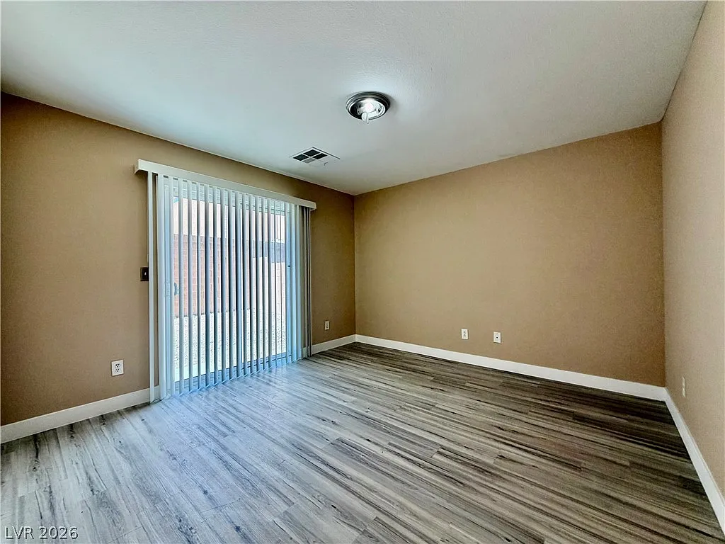 4 bed, 3.5 bath, 1790 sqft, $2,000 — Photo 2