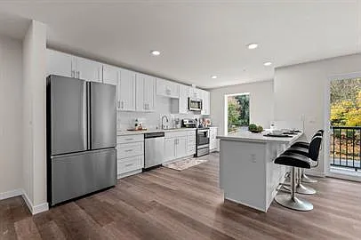 12625 NE Woodinville Dr #201 — Photo 6