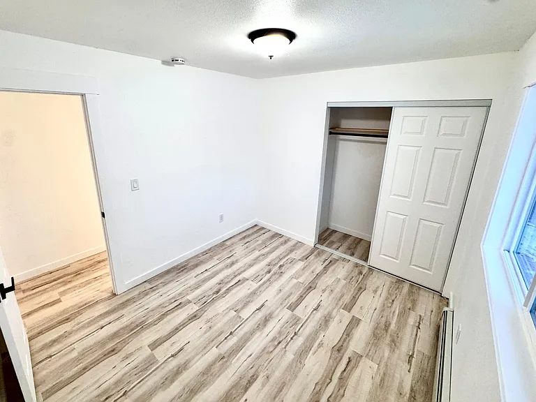 385 W Bering Ave — Photo 8