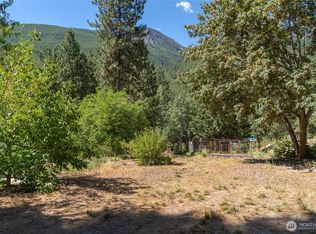 24 Entiat River Rd, Entiat, WA 98822