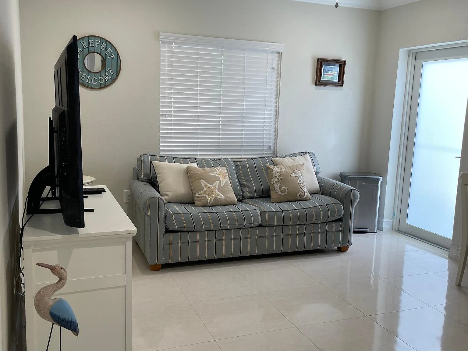 30 Coconut Dr — Photo 1