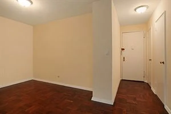 Sold by Douglas Elliman | media 20