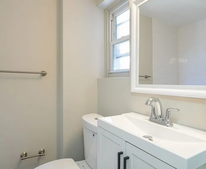 1335 S 8th St — Photo 16