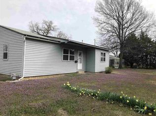 1427 N B St, Wellington, KS 67152